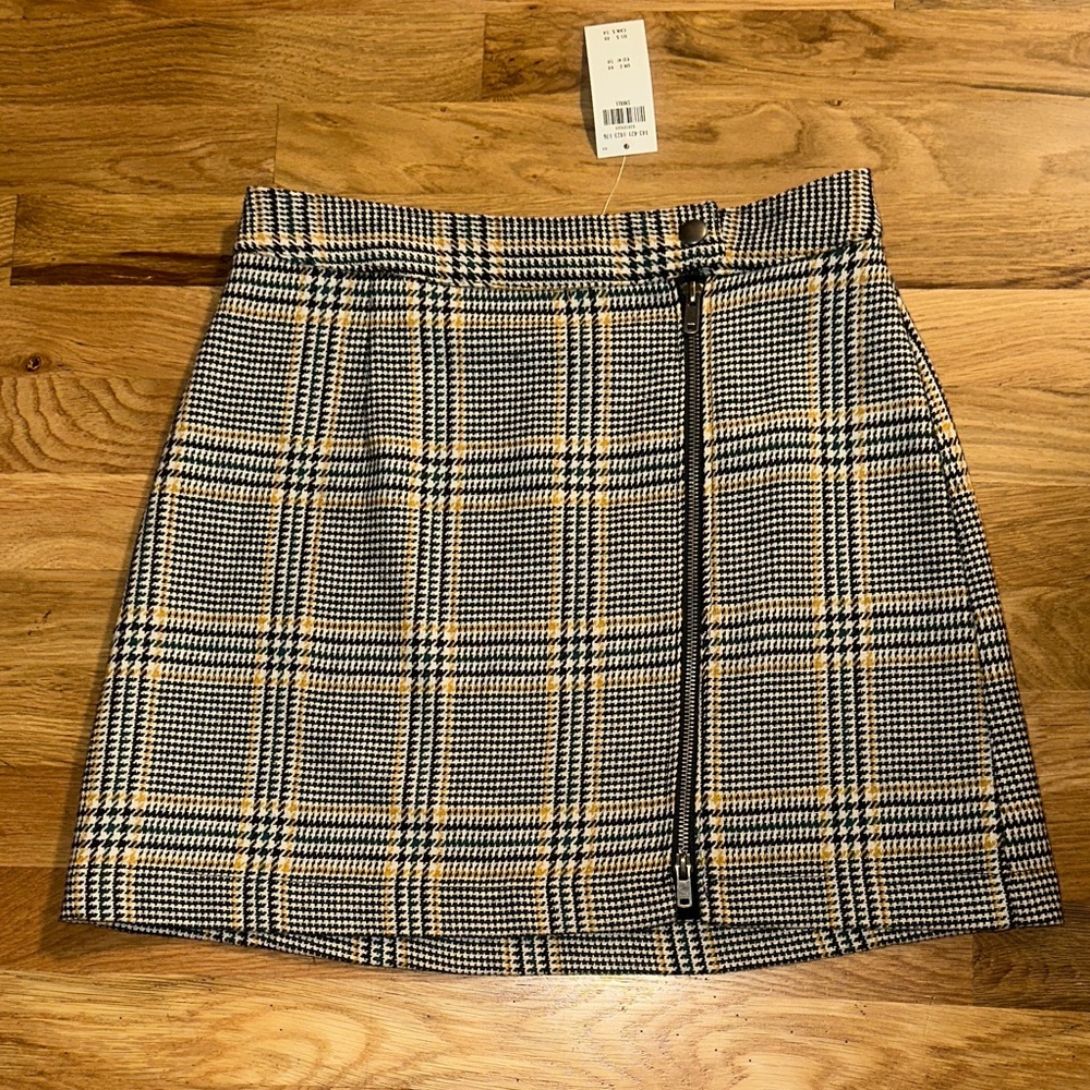 NWT Abercrombie & Fitch Plaid Skirt sz S